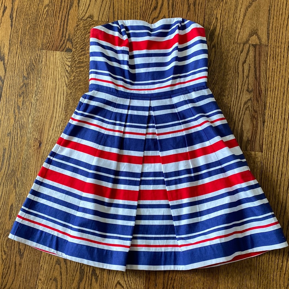 Vineyard vines red white and blue strapless dress